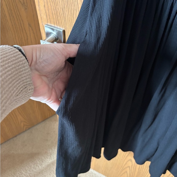 Torrid Black Eyelet Tie-Front Cold Shoulder Sleeve Dress Midi - Picture 7 of 8